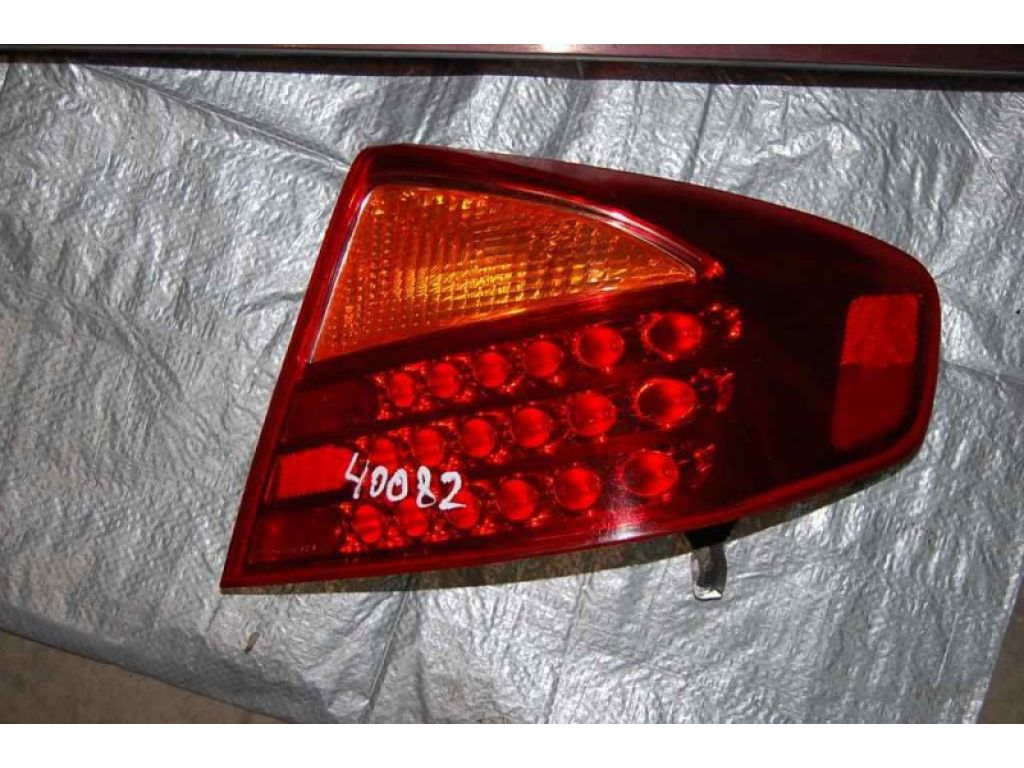26550-AL526 | Фонарь наружный задн. прав. INFINITI G35 03-07