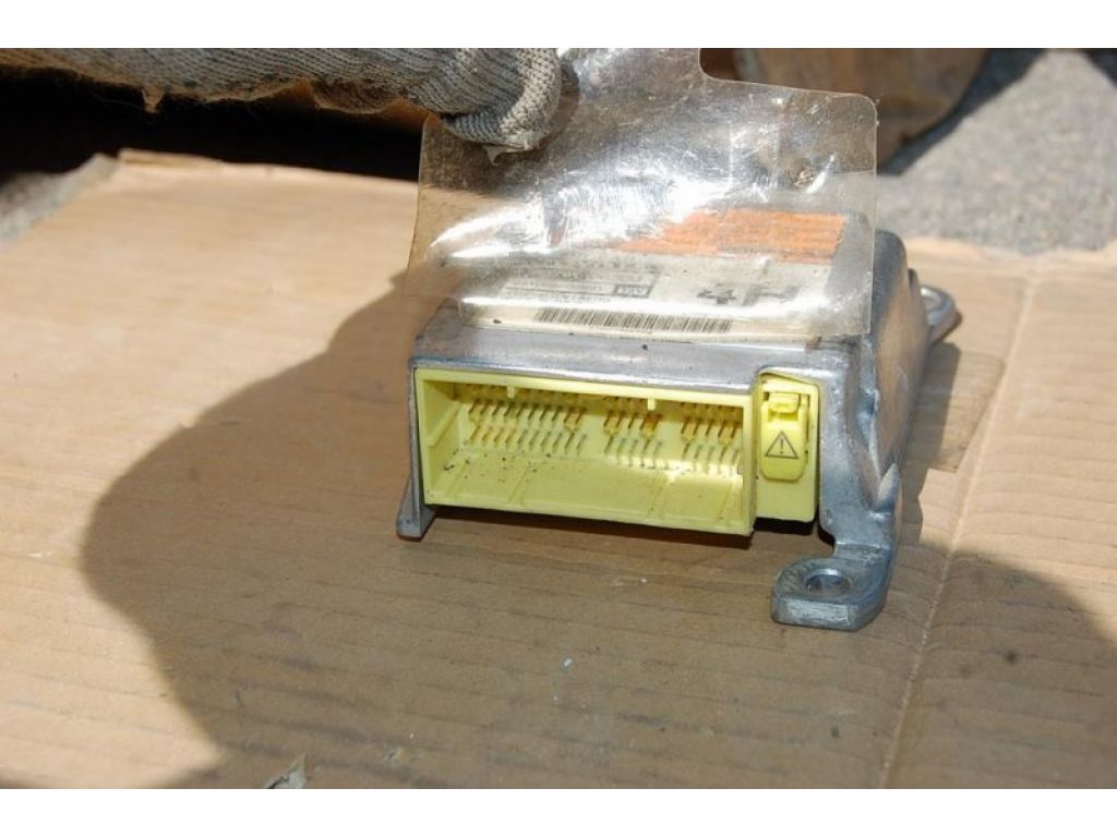 89170-06300 | Блок управления AIRBAG TOYOTA CAMRY 40 06-11