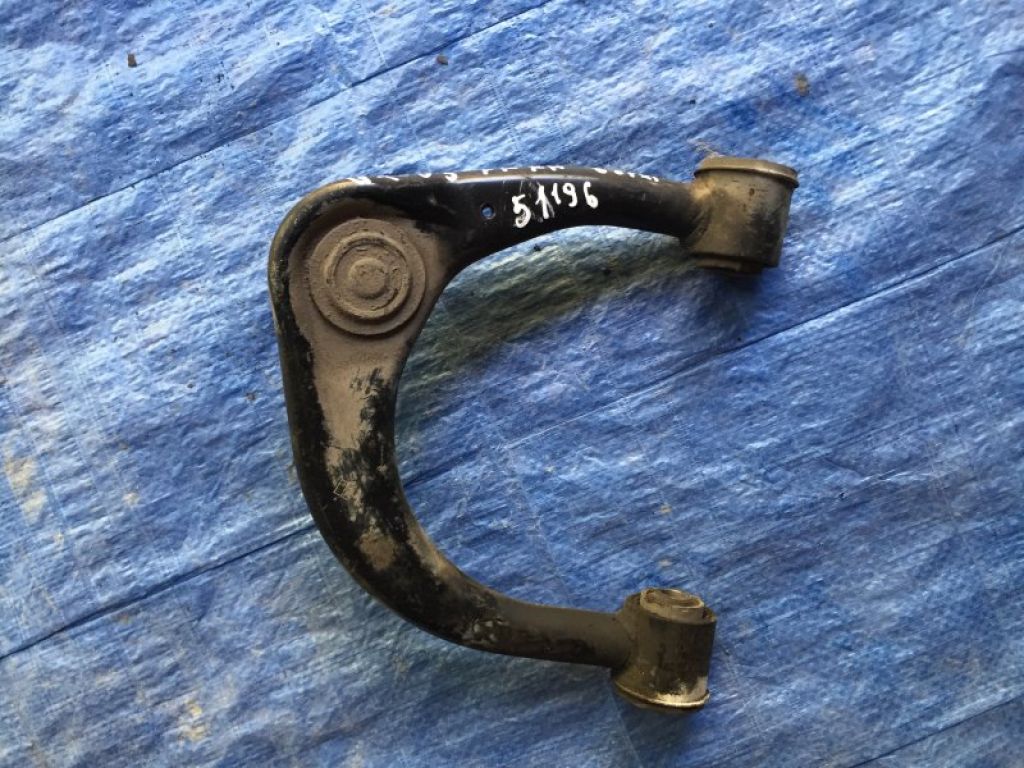 48610-60050 | Важіль передньої підвіски верхній прав. LEXUS GX470 02-09