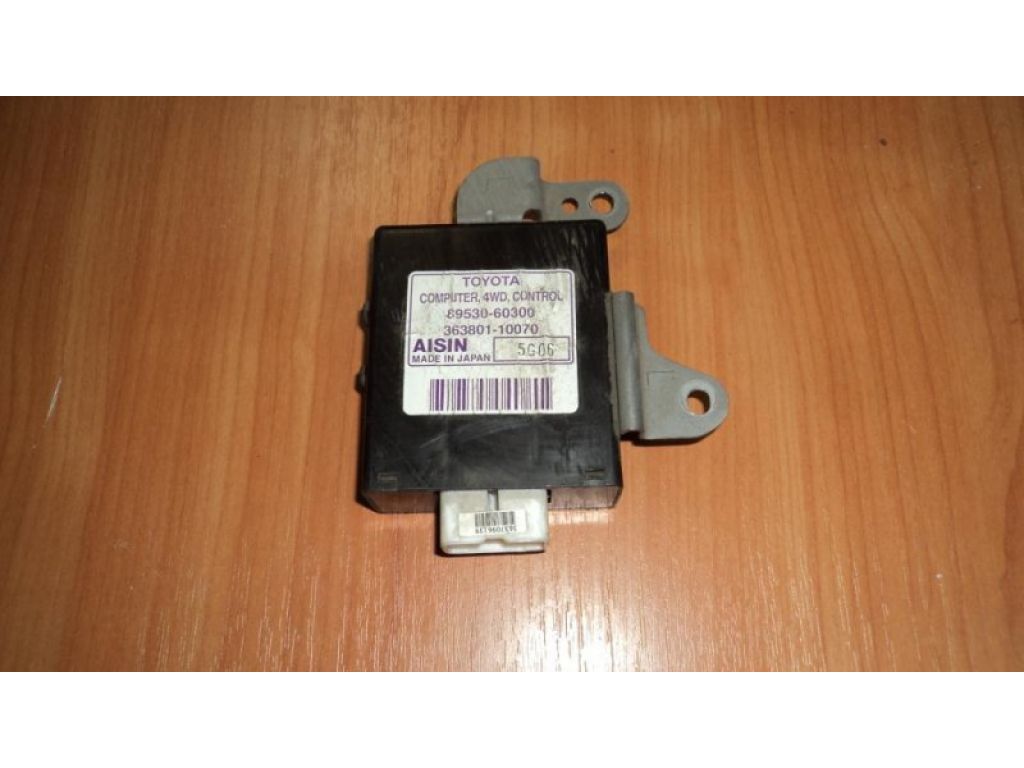 89530-60300 | Блок керування повним приводом LEXUS GX470 02-09