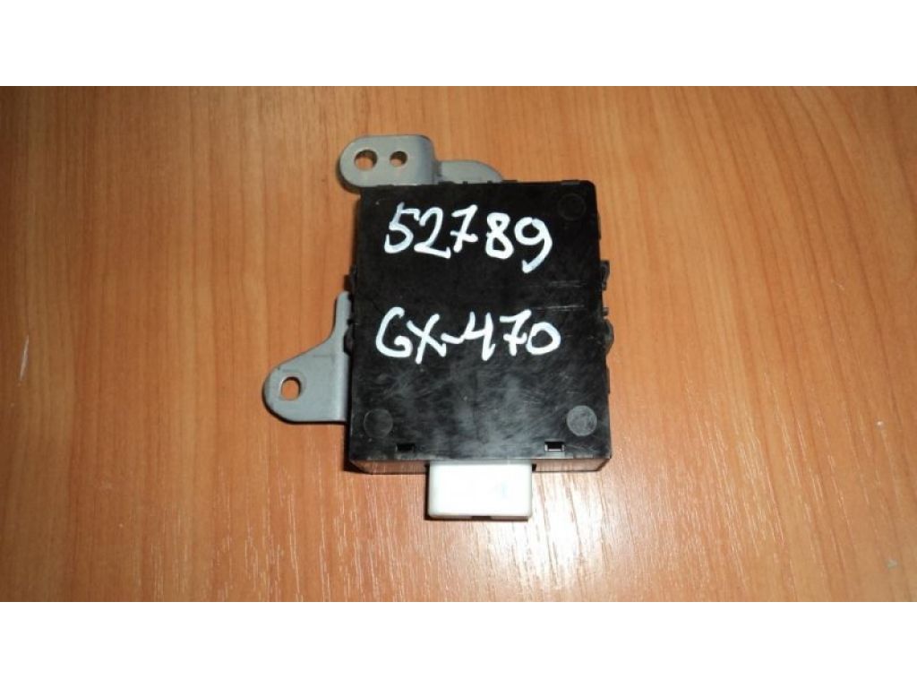 89530-60300 | Блок керування повним приводом LEXUS GX470 02-09 - Фото 2