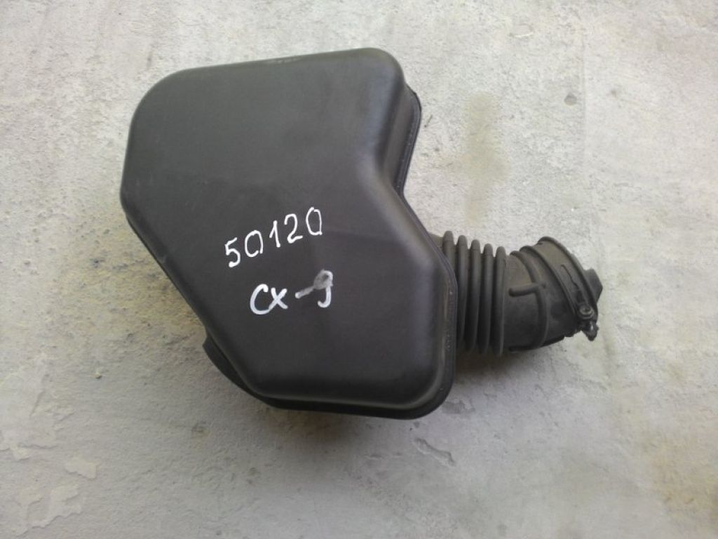 CY01-13-220B | Патрубок воздушного фильтра MAZDA CX-9 06-16 - Фото 2
