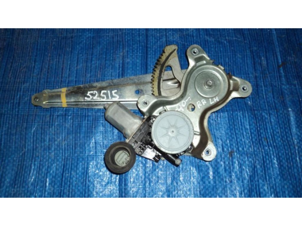 69804-33050 | Стеклоподъемник задн. лев. TOYOTA CAMRY 40 06-11