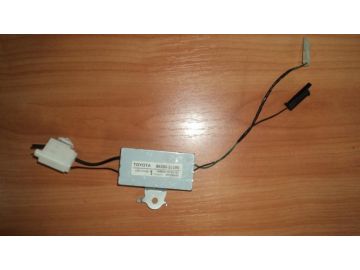 Підсилювач антени TOYOTA CAMRY 40 06-11