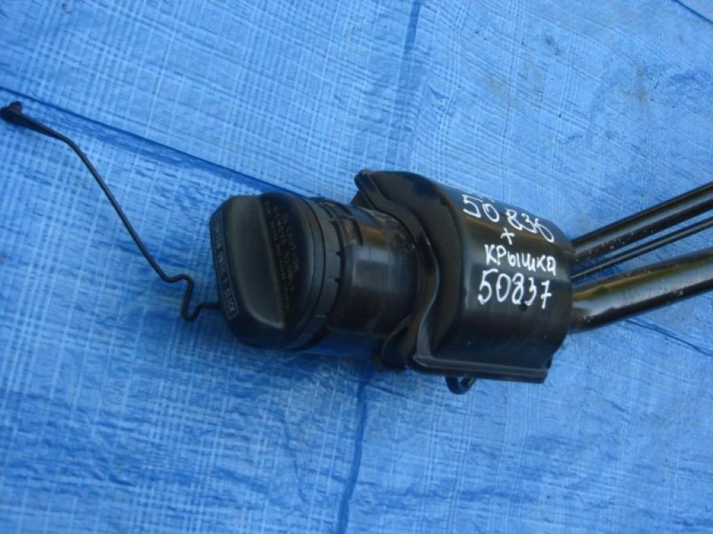 77300-06040 | Крышка топливного бака LEXUS RX350/450 09-15