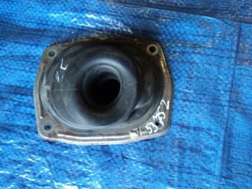 Кожух ручки КПП TOYOTA LAND CRUISER PRADO 120 02-09