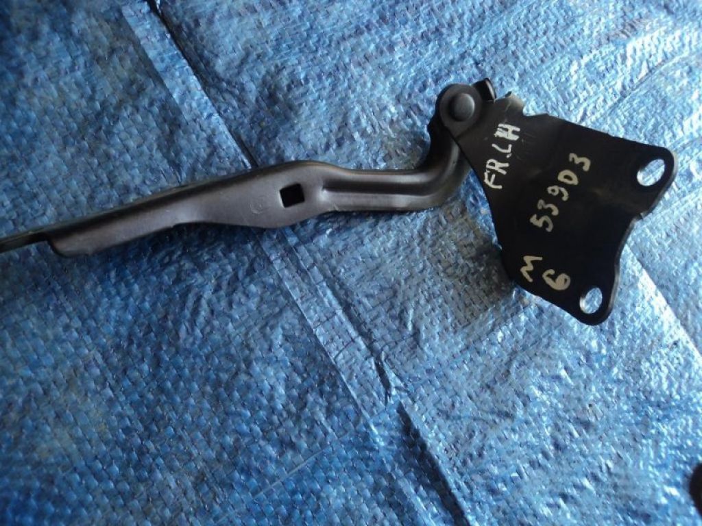 Петля капота лев. MAZDA 6 GH 07-12