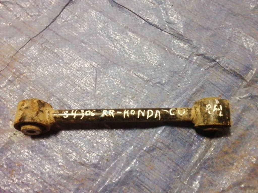 52340-TA0-A00 | Рычаг задней подвески поперечный нижний прав. HONDA ACCORD CU8 08-13
