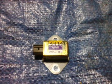 Датчик удара задн. лев. TOYOTA LAND CRUISER PRADO 120 02-09 Датчик удара задн. лев. TOYOTA LAND CRUISER PRADO 120 02-09