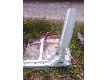 Стійка кузова середня лів. LEXUS RX350/450 09-15