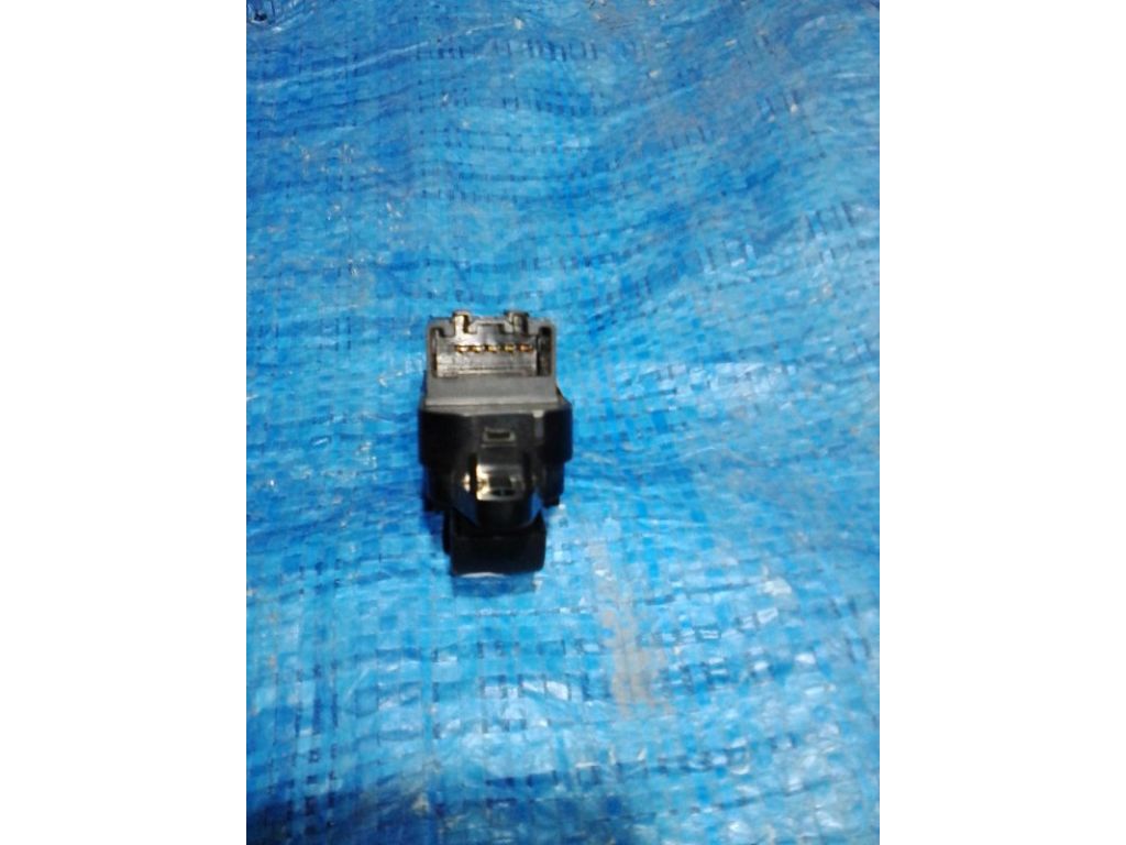 Кнопка склопідіймача MAZDA CX-9 06-16 - Фото 2