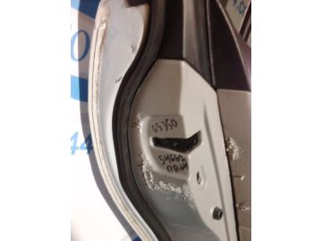 Замок двері задн. лів. LEXUS GS350 GS300 05-11