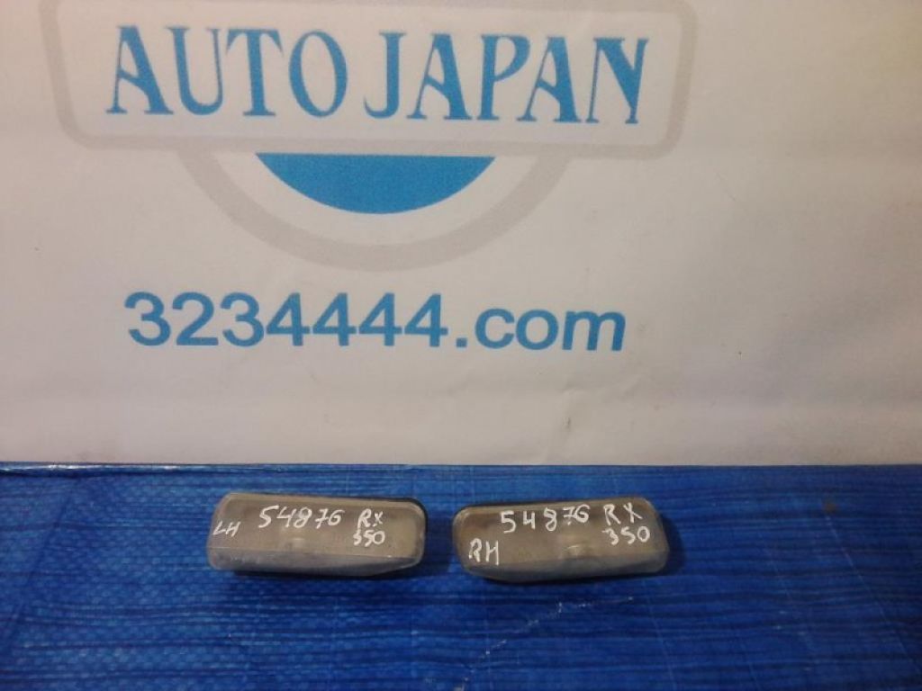 81270-48030 | Подсветка номера LEXUS RX350/450 09-15