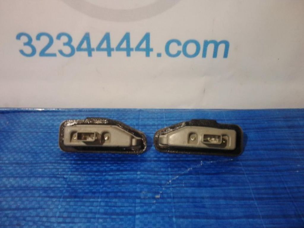 81270-48030 | Подсветка номера LEXUS RX350/450 09-15 - Фото 2