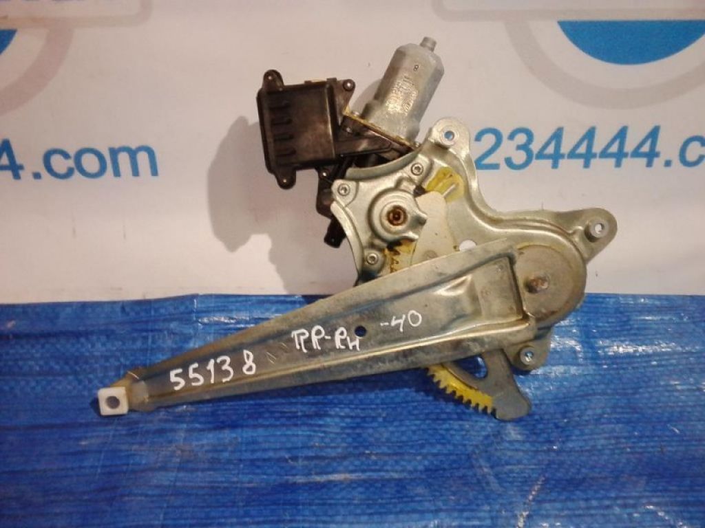 69803-33050 | Склопідйомник задн. прав. TOYOTA CAMRY 40 06-11