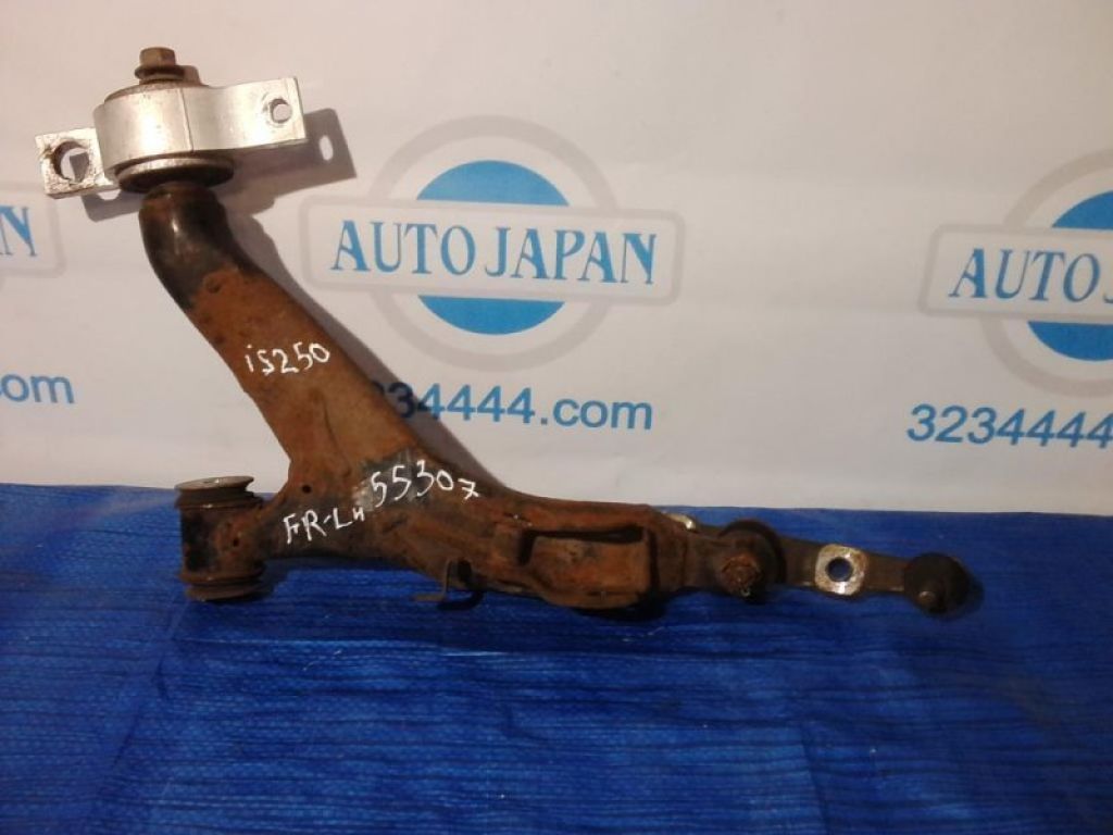 Рычаг передней подвески нижний лев. LEXUS IS250/350 05-13