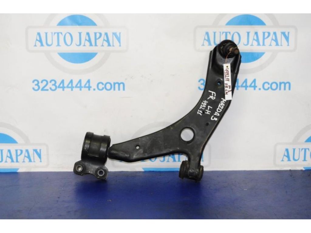 Рычаг передней подвески нижний лев. MAZDA 3 BK 03-08