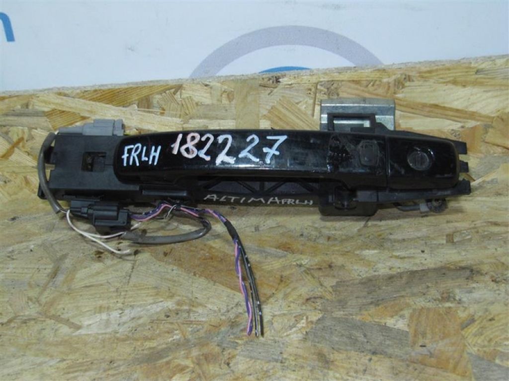 Ручка двері зовнішня передн. лів. INFINITI G25/G35/G37/Q40 06-14