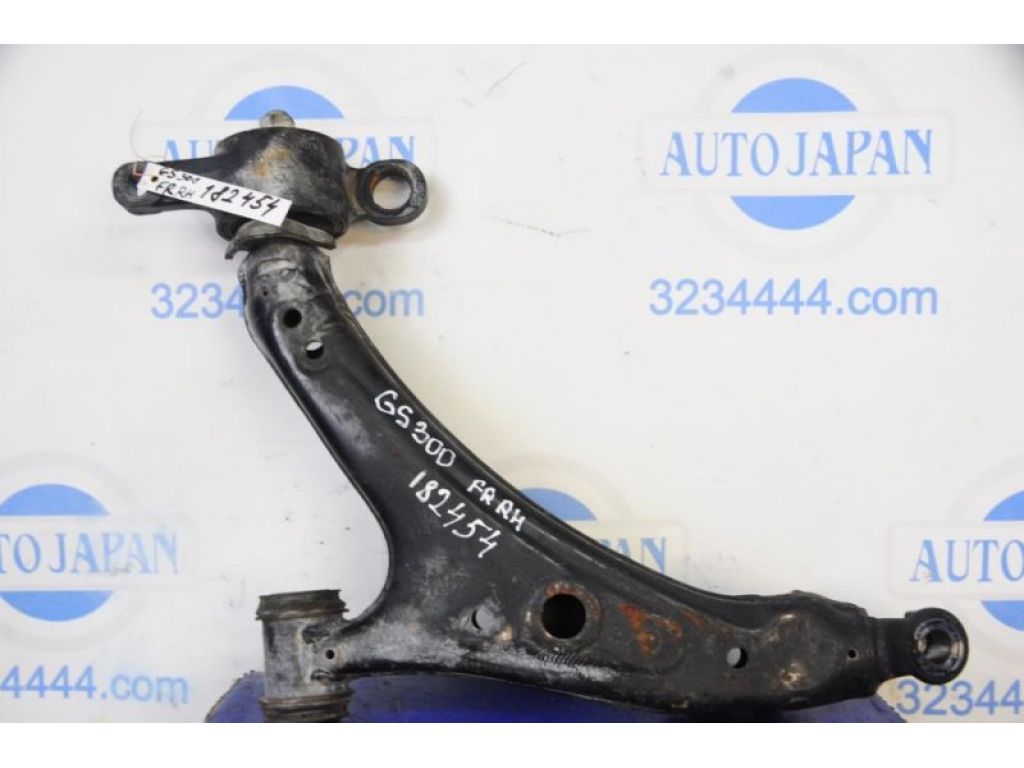 48620-30290 | Рычаг передней подвески нижний прав. LEXUS GS350 GS300 05-11