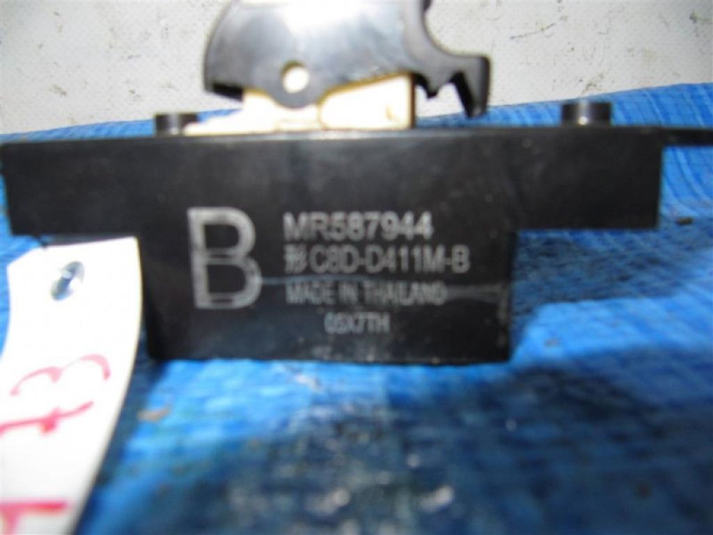 MR587944 | Кнопка стеклоподъемника задн. лев. MITSUBISHI LANCER X 10 07-15 - Фото 3