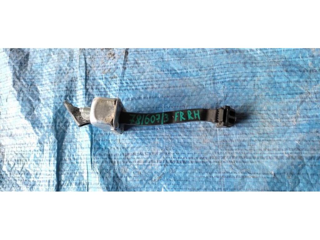 68610-53030 | Обмежувач дверей передн. прав. LEXUS IS250/350 05-13