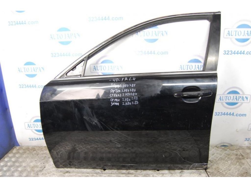 68102-33130 | Скло дверей передн. лів. TOYOTA CAMRY 40 06-11