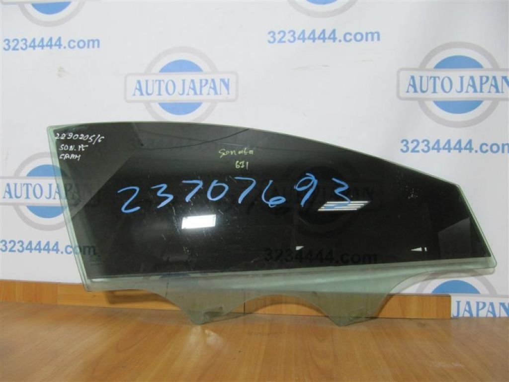 82421-3S010 | Скло дверей передн. прав. HYUNDAI SONATA YF 10-14