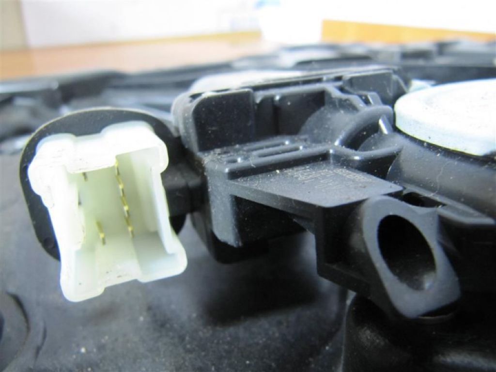 80720-1AA0A | Стеклоподъемник передн. прав. NISSAN MURANO Z51 07-14 - Фото 4