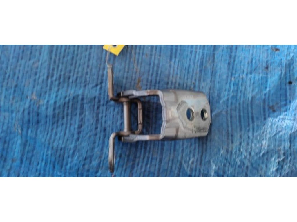 80400-1MA0A | Петля двері нижня передн. лів. INFINITI M25/M37/M56/Q70/M35H 10-16