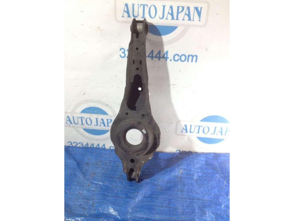 BN8B-28-300 | Рычаг задней подвески поперечный нижний прав. MAZDA 3 BK 03-08 - Фото 2