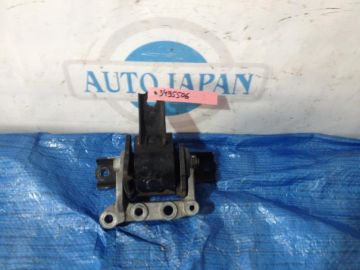Подушка двигуна прав. MITSUBISHI LANCER IX 9 03-07