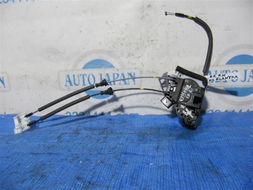 81420-3X010 | Замок двери задн. прав. HYUNDAI ELANTRA MD 10-15