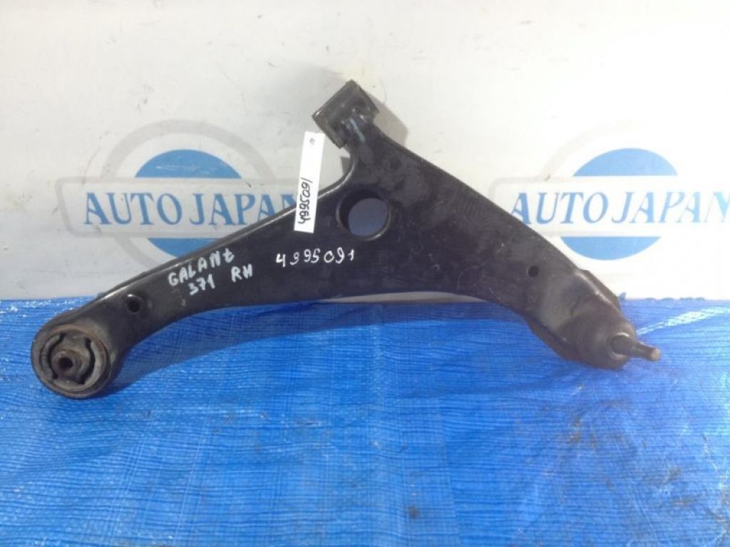 MN161706 | Рычаг передней подвески нижний прав. MITSUBISHI GALANT 03-12
