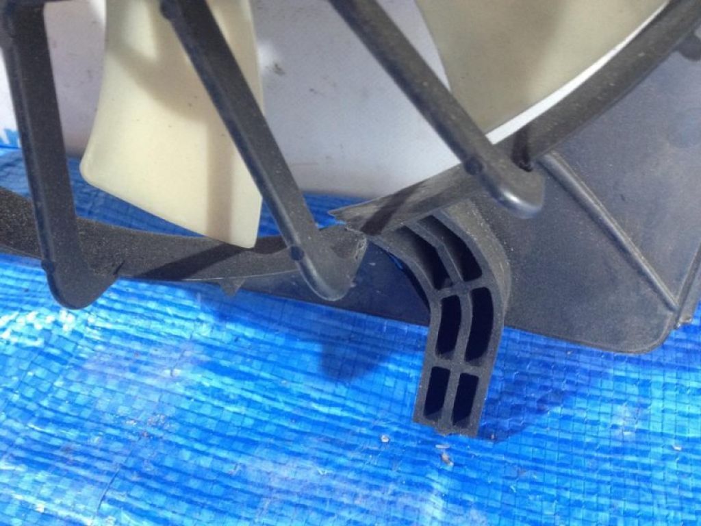 38615-RBB-003 | Дифузор вентилятора основного радіатора HONDA ACCORD CL7 / TSX 03-08 - Фото 4