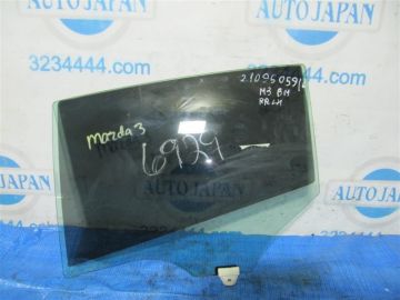 Стекло двери задн. лев. MAZDA 3 BM 13-19