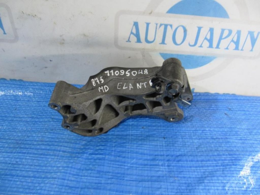 4891593AA | Кронштейн насоса ГУР DODGE JOURNEY 08-20