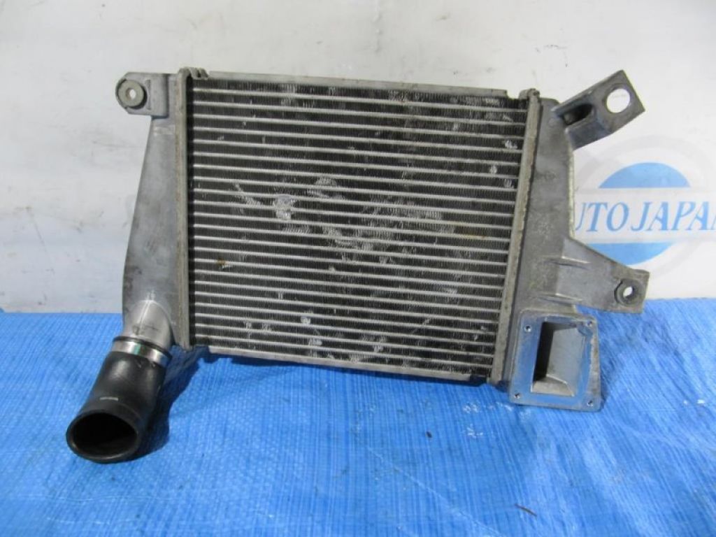 L3K9-13-565C | Радиатор интеркулера MAZDA CX-7 06-12