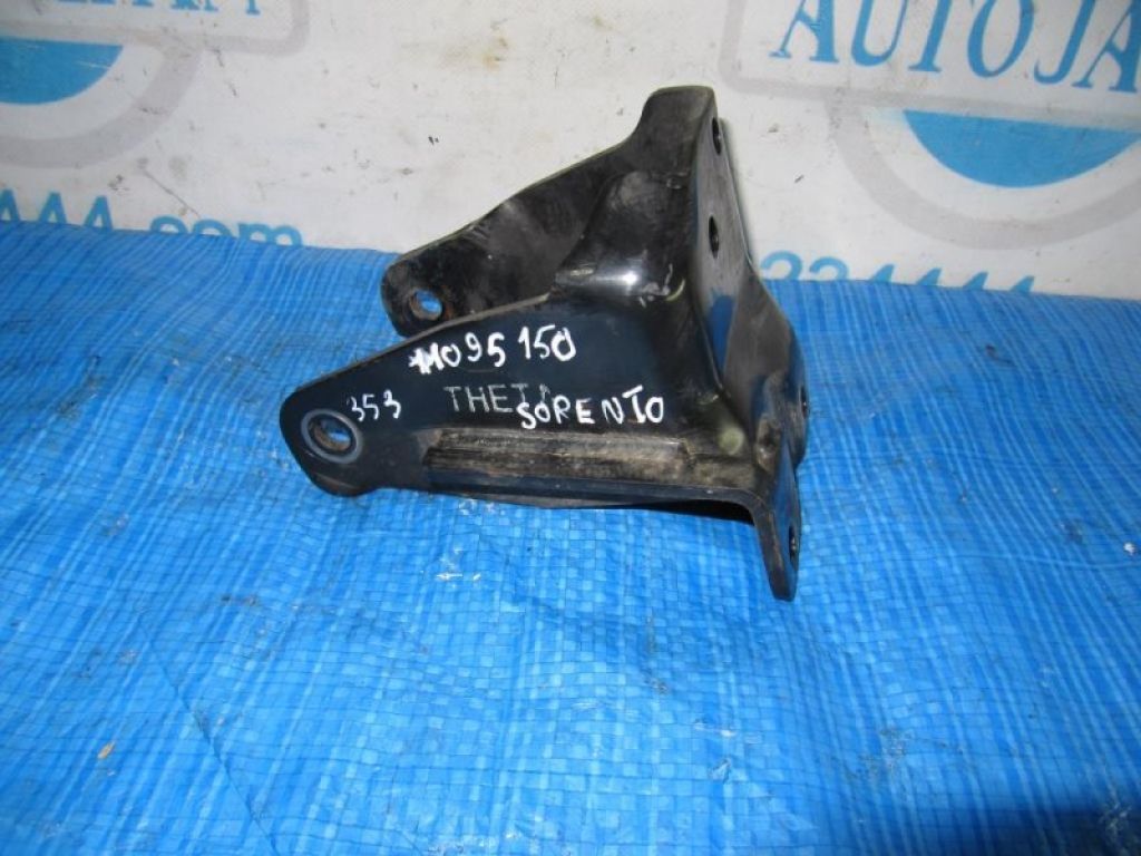 43175-24210 | Кронштейн КПП KIA SORENTO XM 09-14