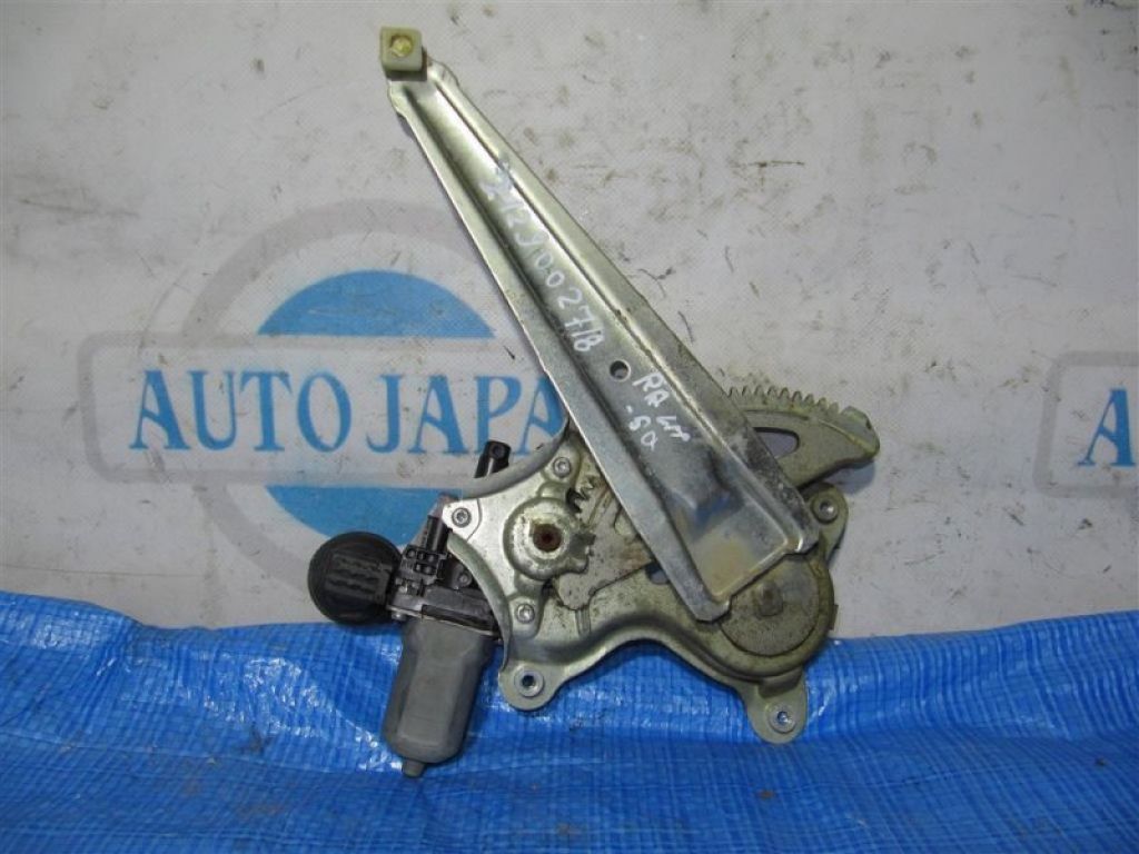 85710-33230 | Склопідйомник задн. лів. TOYOTA CAMRY 50 12-15