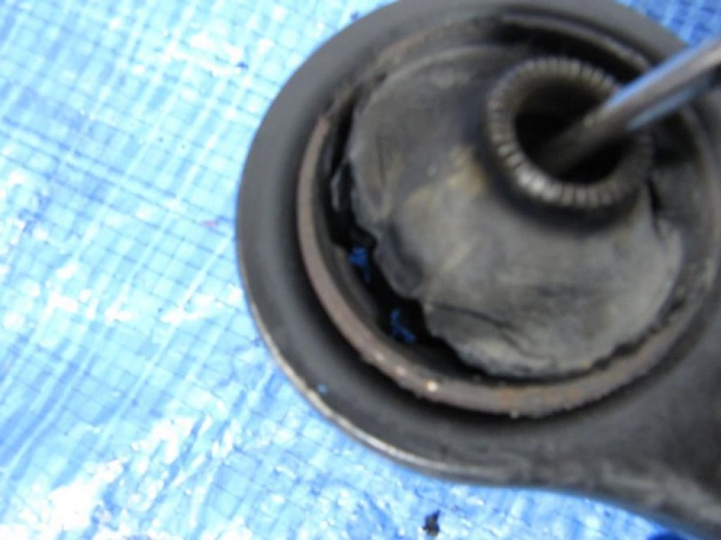 48069-06070 | Рычаг передней подвески нижний лев. TOYOTA CAMRY 30 02-06 - Фото 3