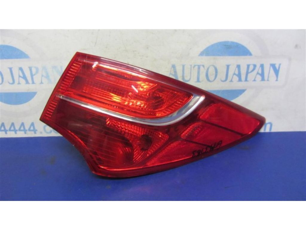 92402-4Z000 | Ліхтар зовнішній задн. прав. HYUNDAI SANTA FE (DM) 12-18