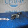 68640-06030 | Обмежувач дверей задн. лів. TOYOTA CAMRY 40 06-11