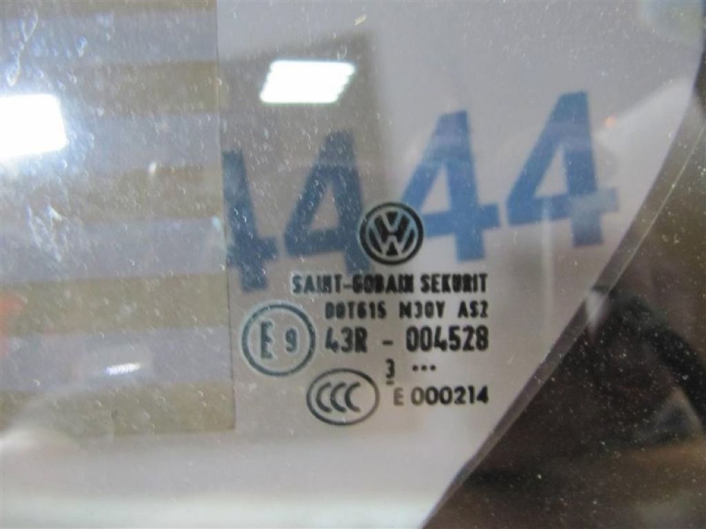 5C6 845 213 | Скло дверей глухе задн. лів. VOLKSWAGEN JETTA USA 10-17 - Фото 2