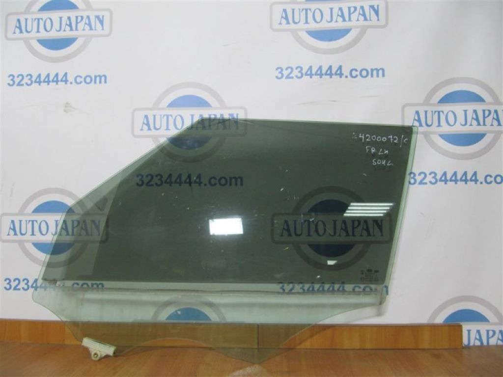 82410-B2000 | Скло дверей передн. лів. KIA SOUL PS 13-19