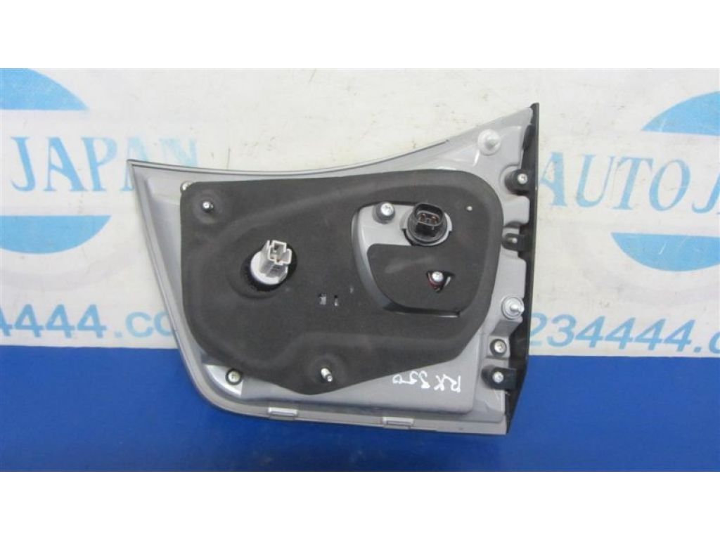 81590-0E010 | Ліхтар внутрішній задн. лів. LEXUS RX300/330/350/400 03-09 - Фото 3