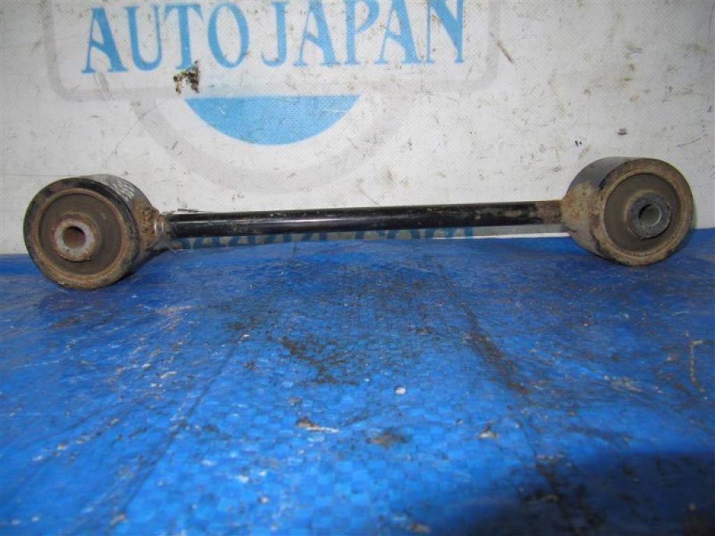 48710-60160 | Рычаг задней подвески продольный прав. TOYOTA LAND CRUISER PRADO 150 09-17
