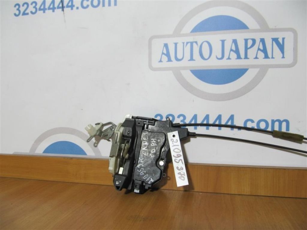 5715A420 | Замок двері передн. прав. MITSUBISHI LANCER X 10 07-15