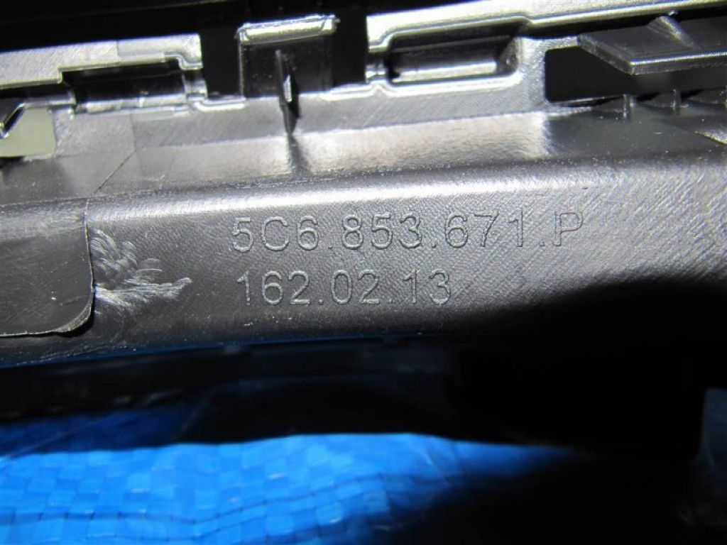 5C6 853 671 P | Решітка переднього бампера VOLKSWAGEN JETTA USA 10-17 - Фото 4