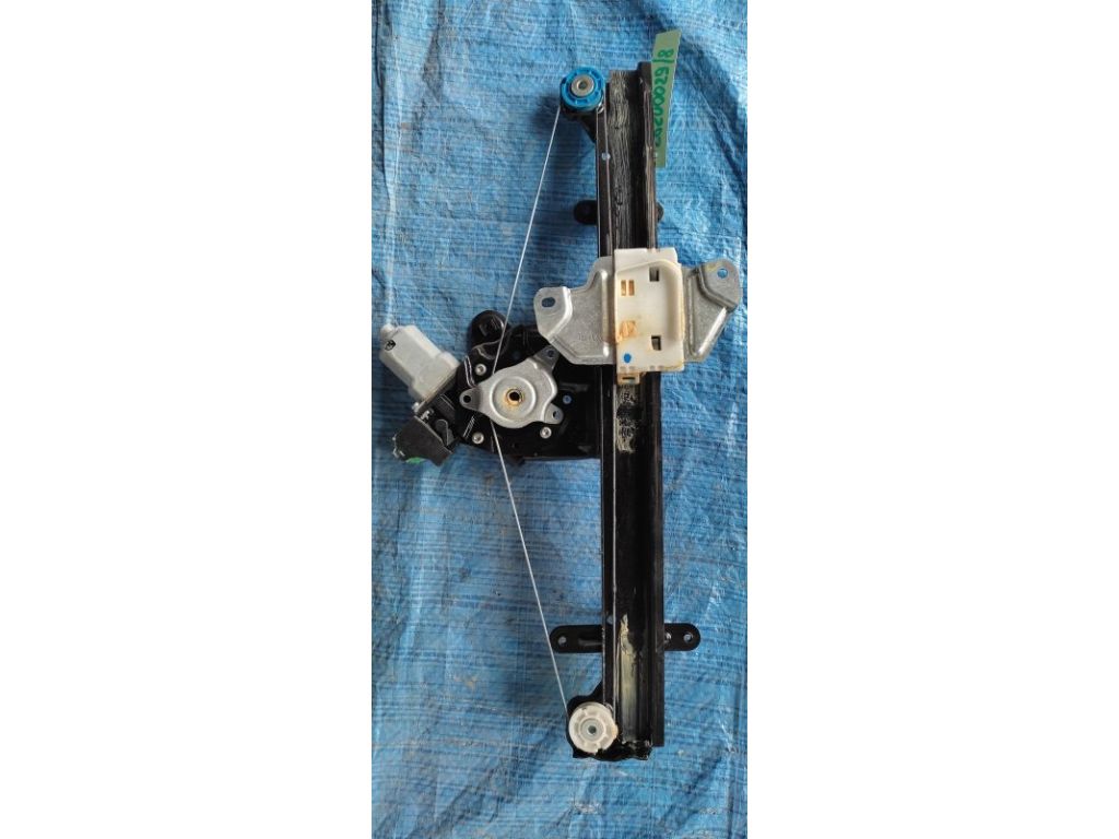 80721-9AM0A | Склопідйомник передн. лів. NISSAN SENTRA B17 12-21