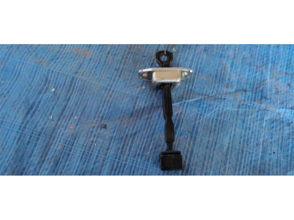 5702A040 | Обмежувач дверей передн. прав. MITSUBISHI OUTLANDER XL 05-13 - Фото 2